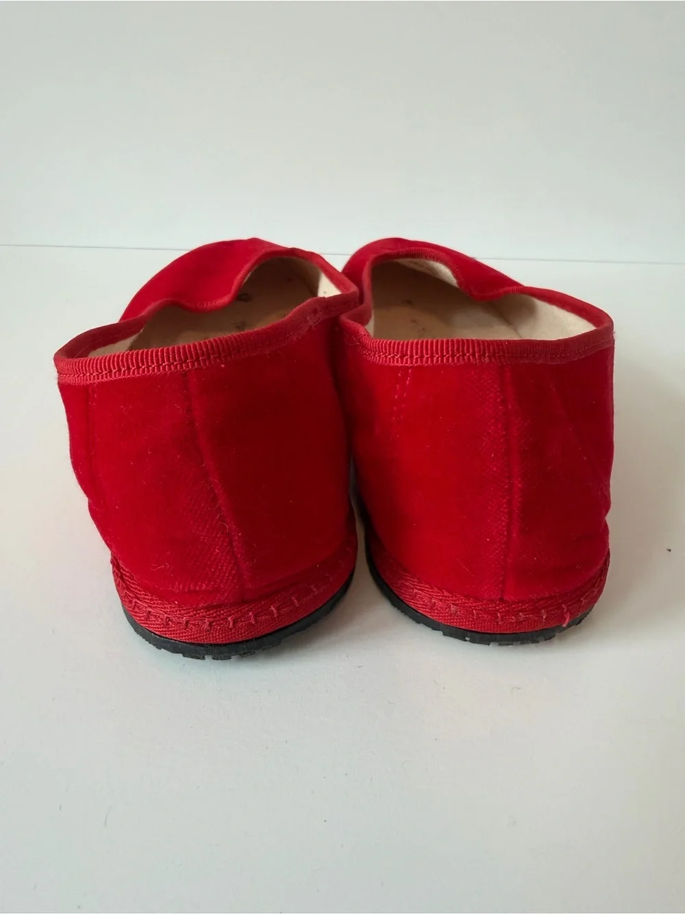 Vibi Venezia Women's Classic Velvet Rosso Flats, Size 41 (US 11) - Picture 8 of 11
